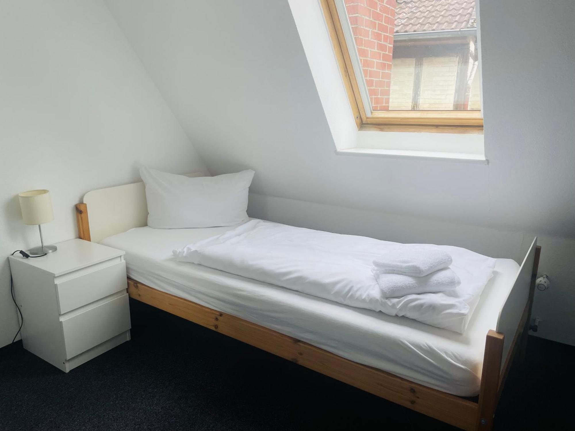 Markt Eins Gaestezimmer Schoppenstedt Eksteriør bilde